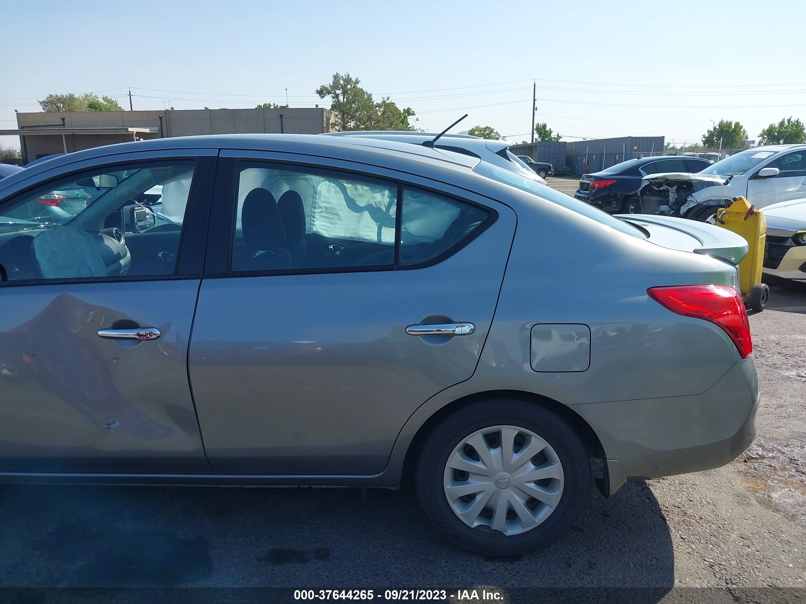 Photo 14 VIN: 3N1CN7AP6EK462116 - NISSAN VERSA 