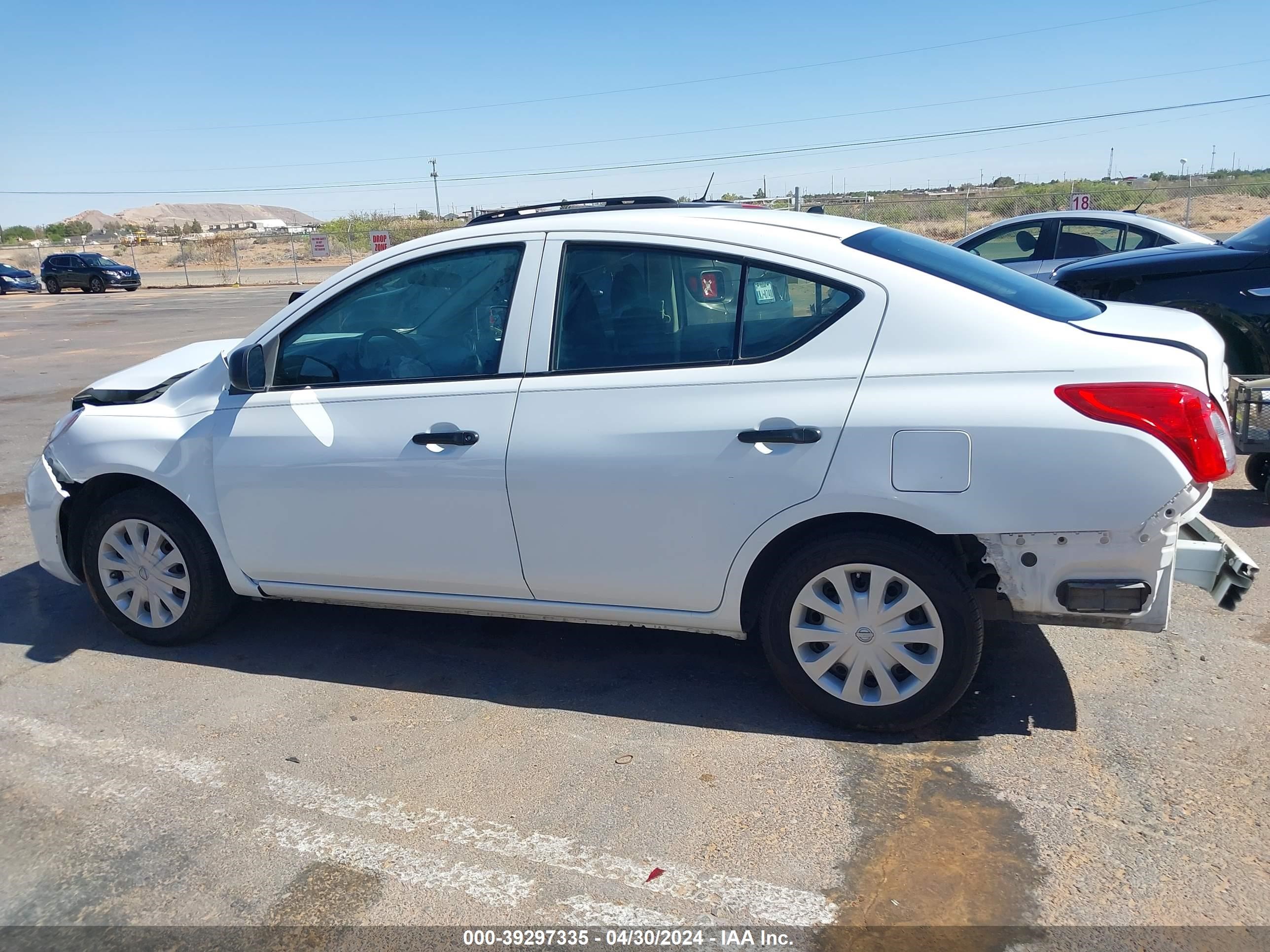 Photo 14 VIN: 3N1CN7AP6EL869346 - NISSAN VERSA 