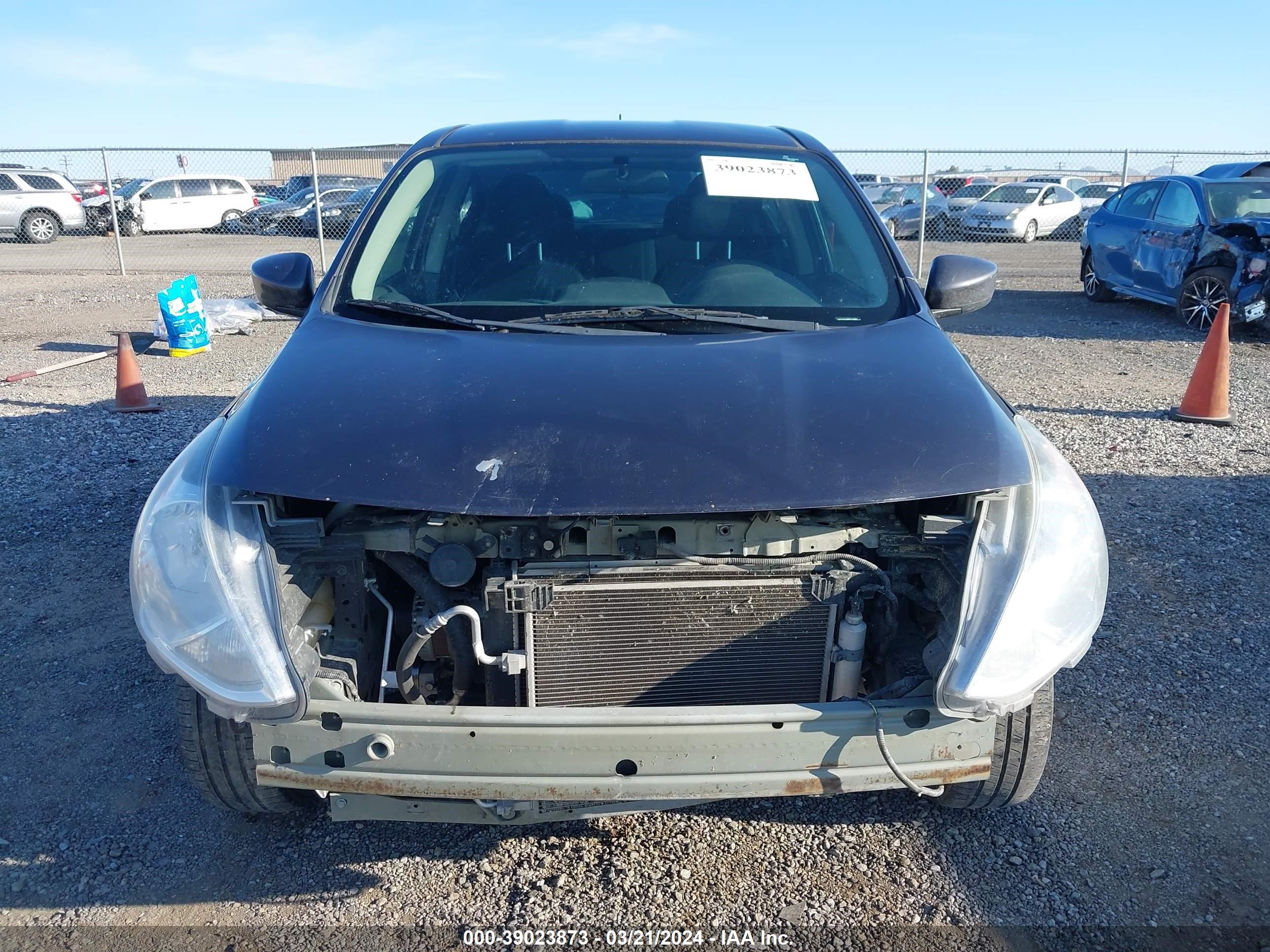 Photo 11 VIN: 3N1CN7AP6FL815823 - NISSAN VERSA 