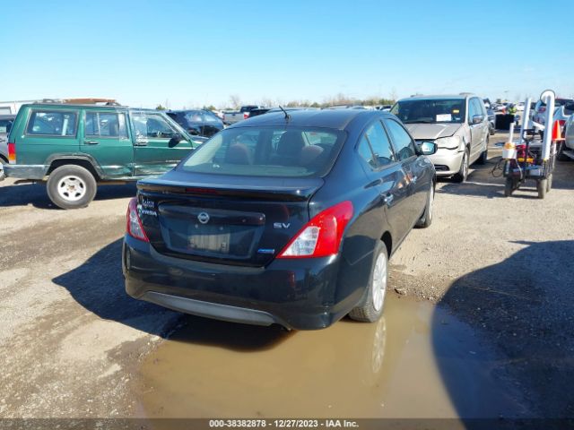 Photo 3 VIN: 3N1CN7AP6FL817183 - NISSAN VERSA 