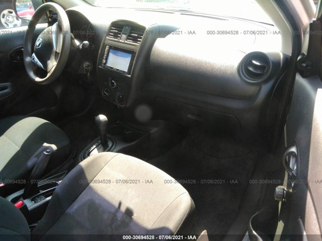 Photo 4 VIN: 3N1CN7AP6FL825123 - NISSAN VERSA 