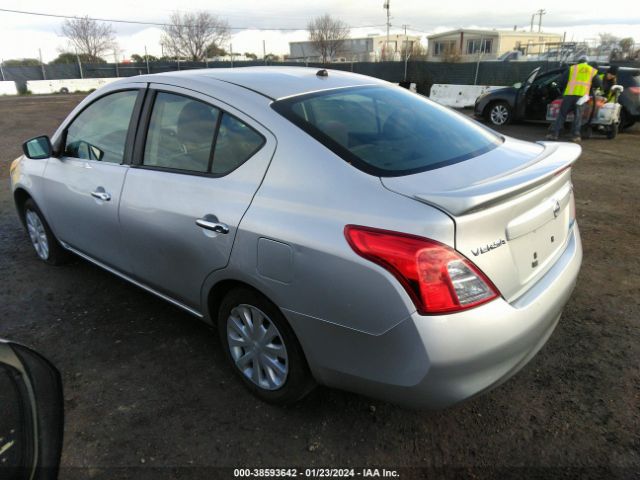 Photo 2 VIN: 3N1CN7AP6FL828118 - NISSAN VERSA 