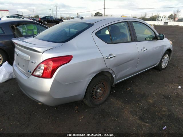 Photo 3 VIN: 3N1CN7AP6FL828118 - NISSAN VERSA 