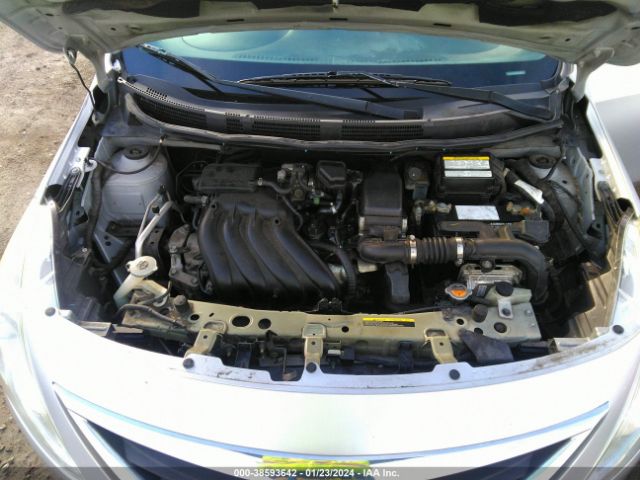 Photo 9 VIN: 3N1CN7AP6FL828118 - NISSAN VERSA 