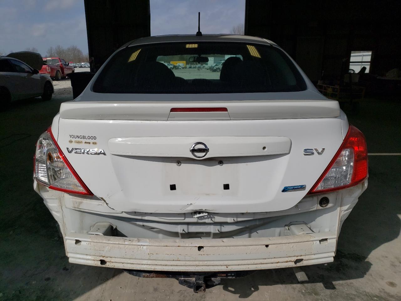 Photo 5 VIN: 3N1CN7AP6FL835084 - NISSAN VERSA 