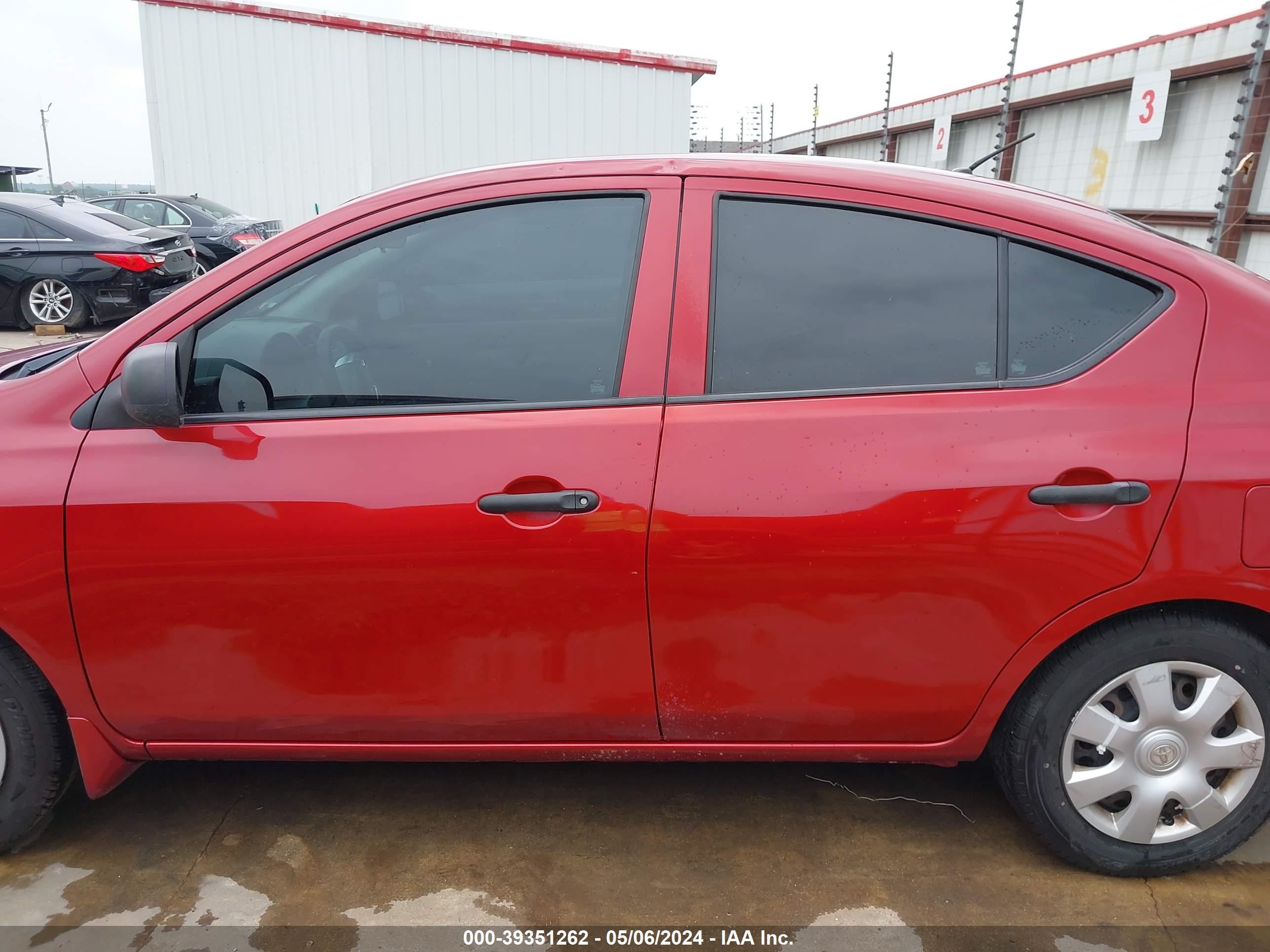 Photo 13 VIN: 3N1CN7AP6FL850099 - NISSAN VERSA 