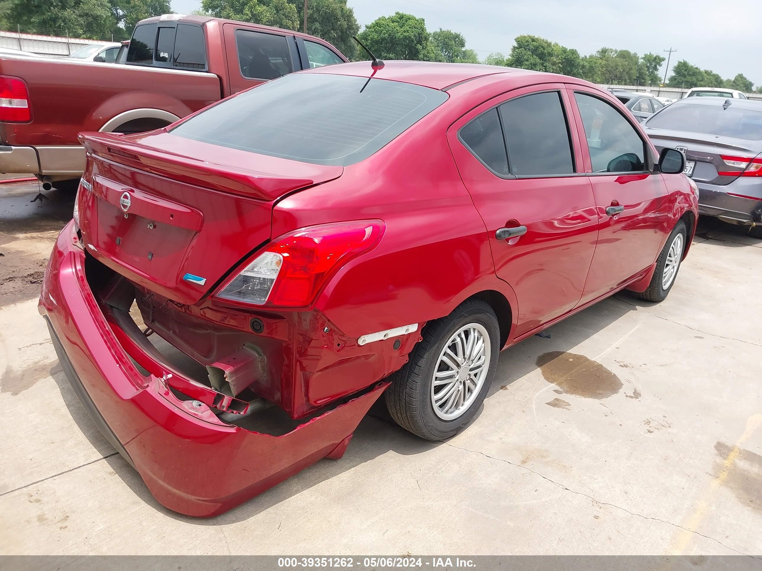 Photo 3 VIN: 3N1CN7AP6FL850099 - NISSAN VERSA 