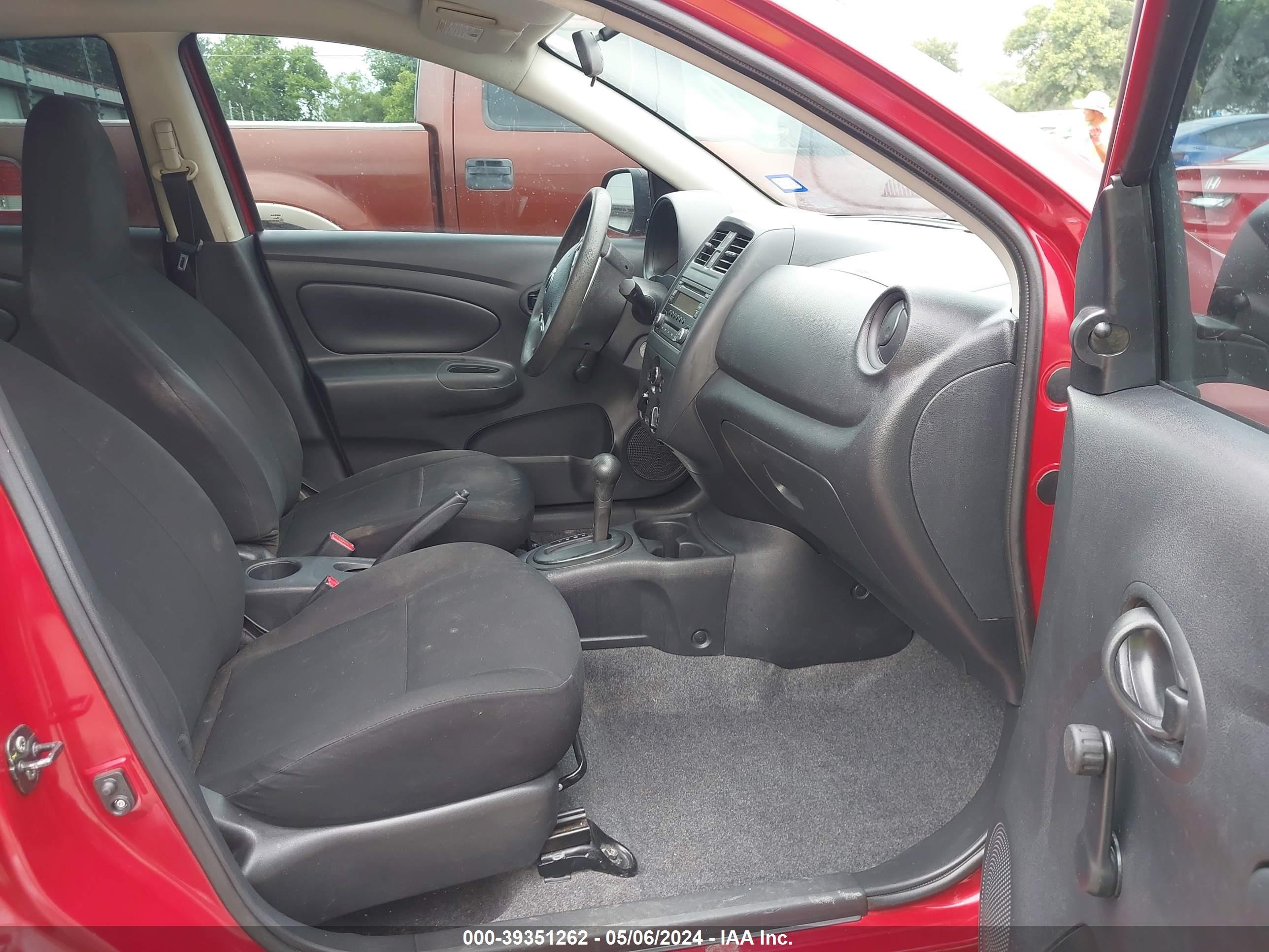 Photo 4 VIN: 3N1CN7AP6FL850099 - NISSAN VERSA 