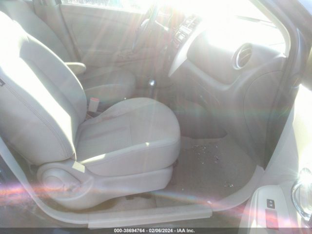 Photo 4 VIN: 3N1CN7AP6FL851883 - NISSAN VERSA 