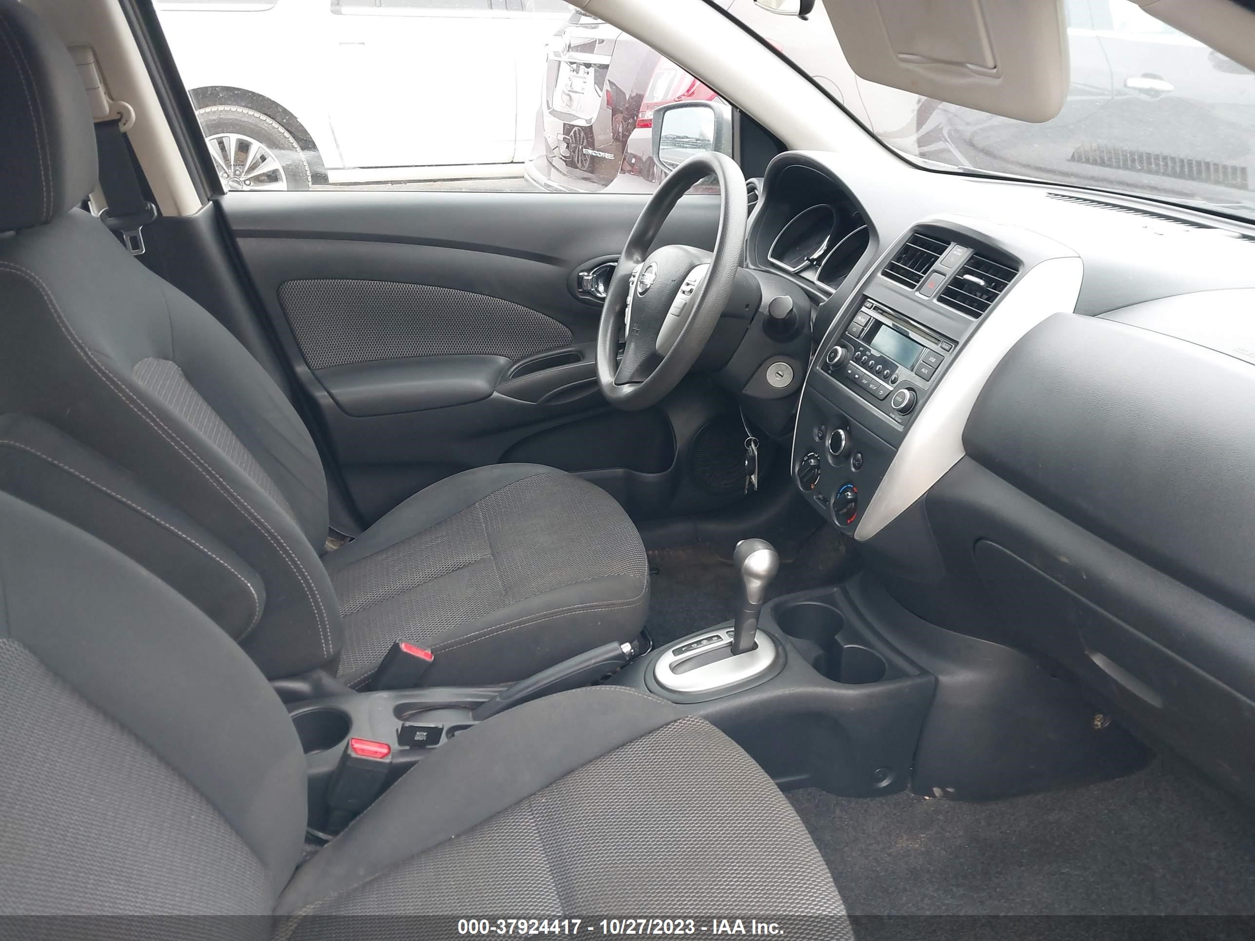 Photo 4 VIN: 3N1CN7AP6FL855786 - NISSAN VERSA 