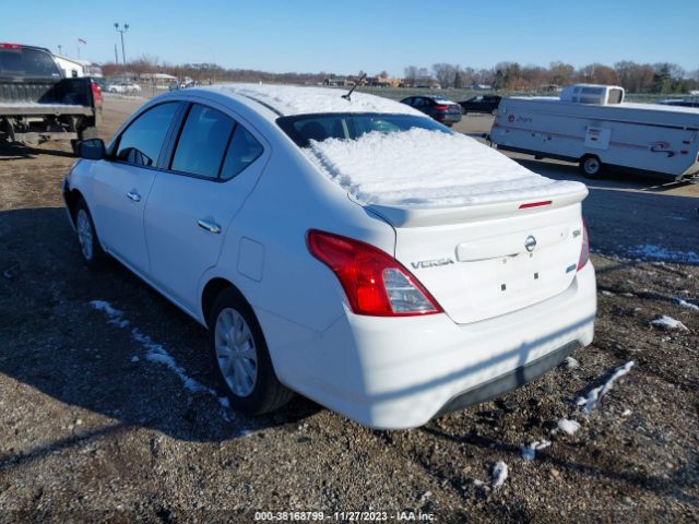 Photo 2 VIN: 3N1CN7AP6FL873074 - NISSAN VERSA 