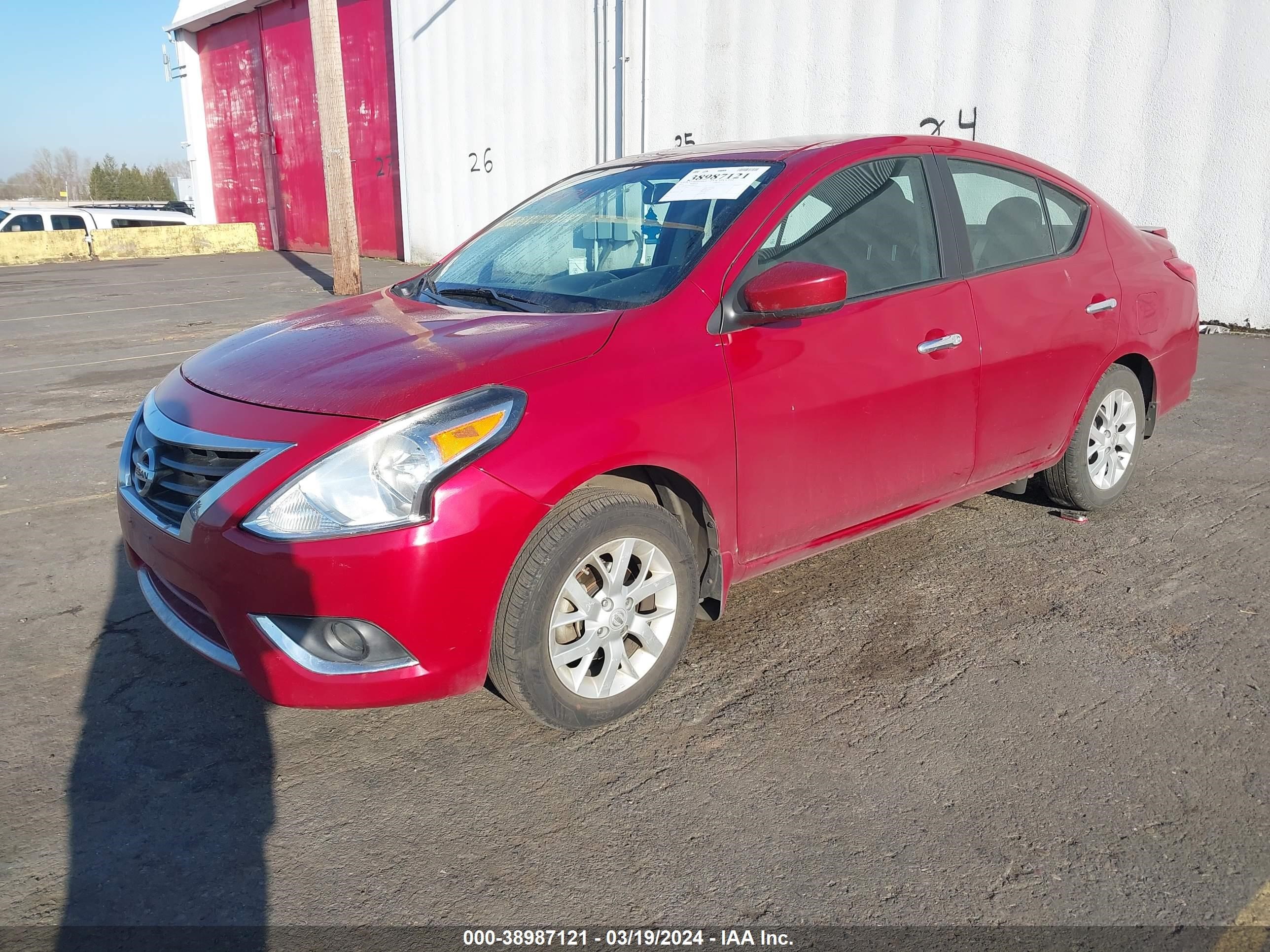 Photo 1 VIN: 3N1CN7AP6FL890134 - NISSAN VERSA 