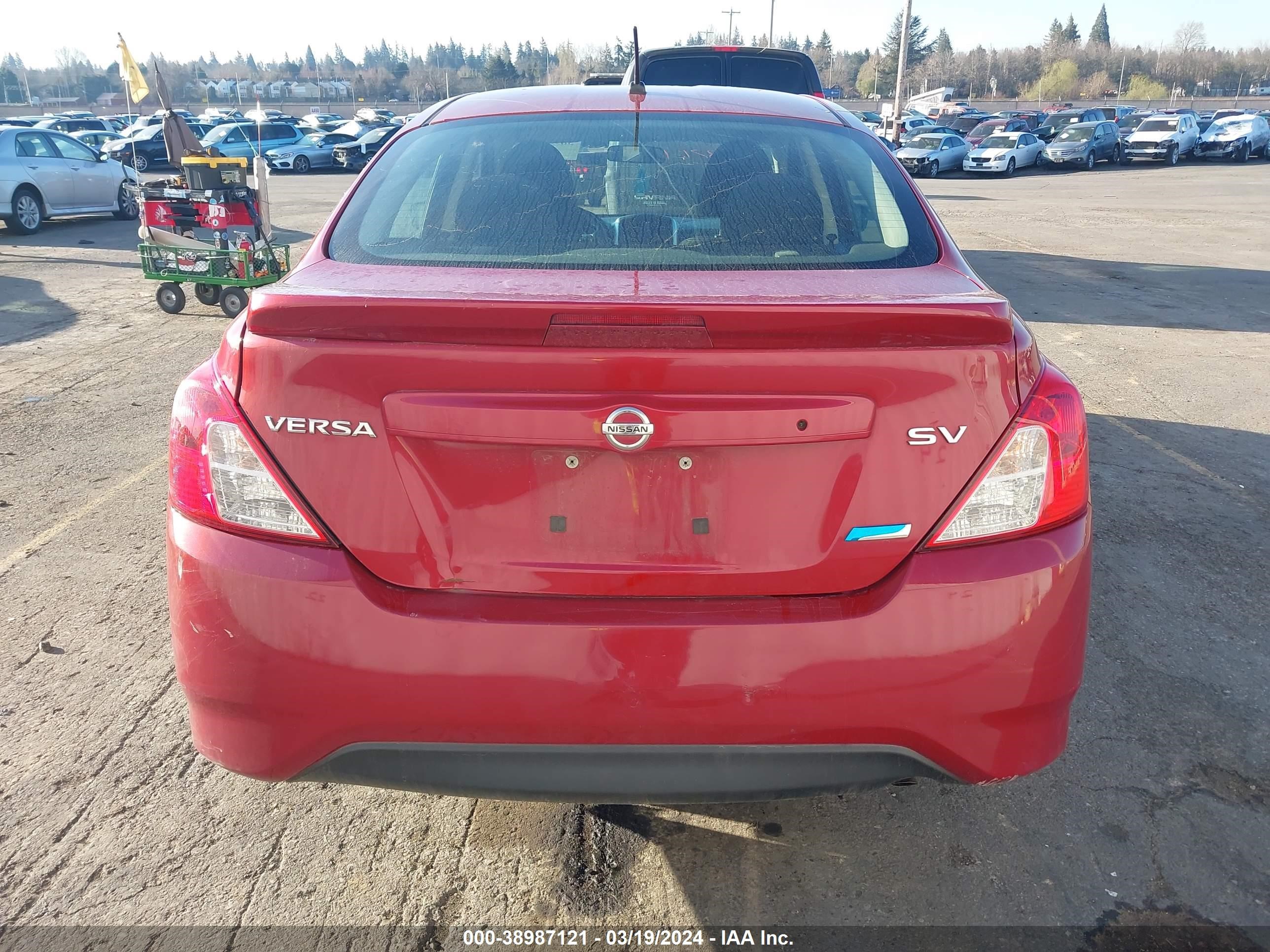 Photo 15 VIN: 3N1CN7AP6FL890134 - NISSAN VERSA 