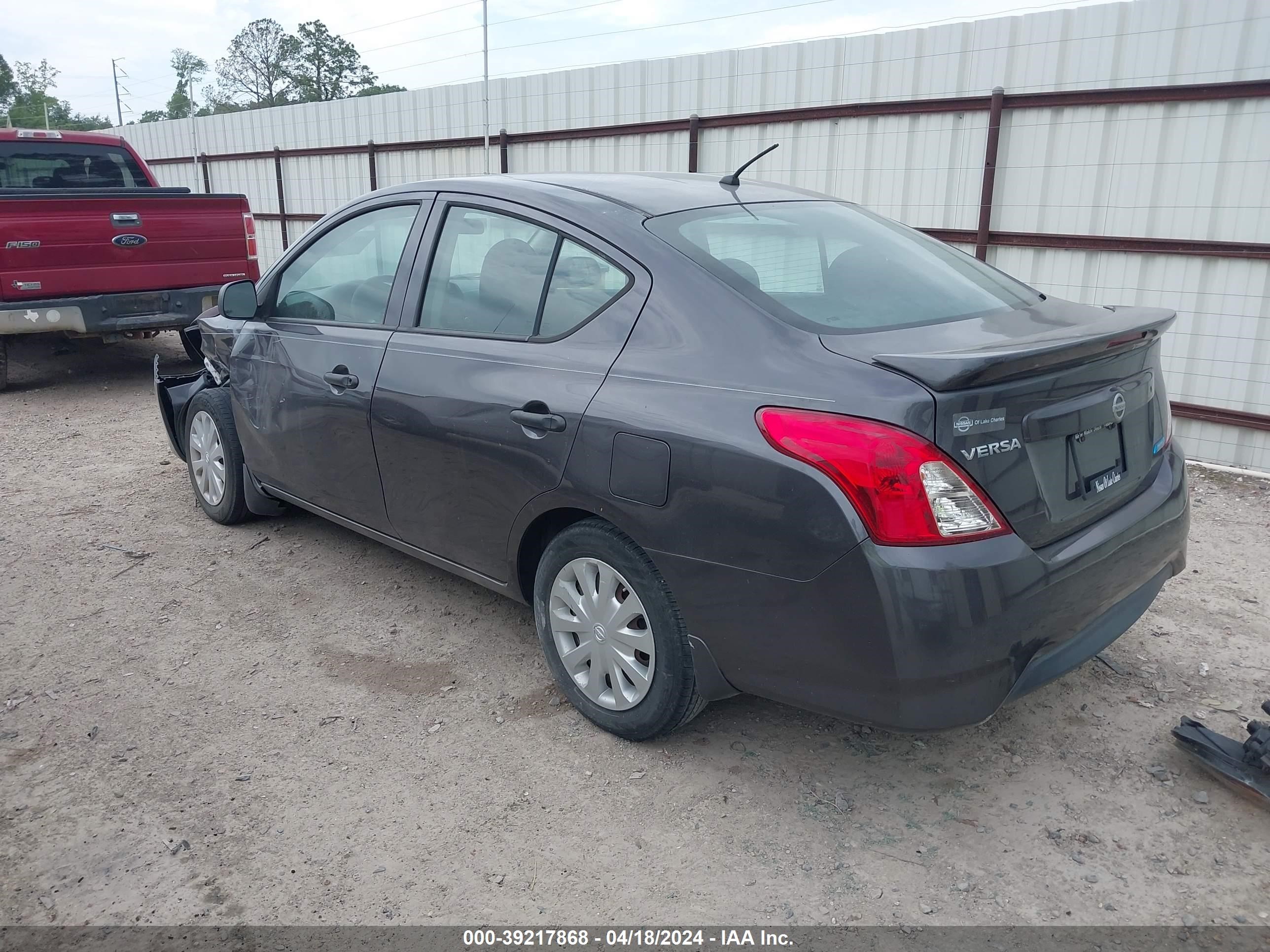 Photo 2 VIN: 3N1CN7AP6FL892580 - NISSAN VERSA 