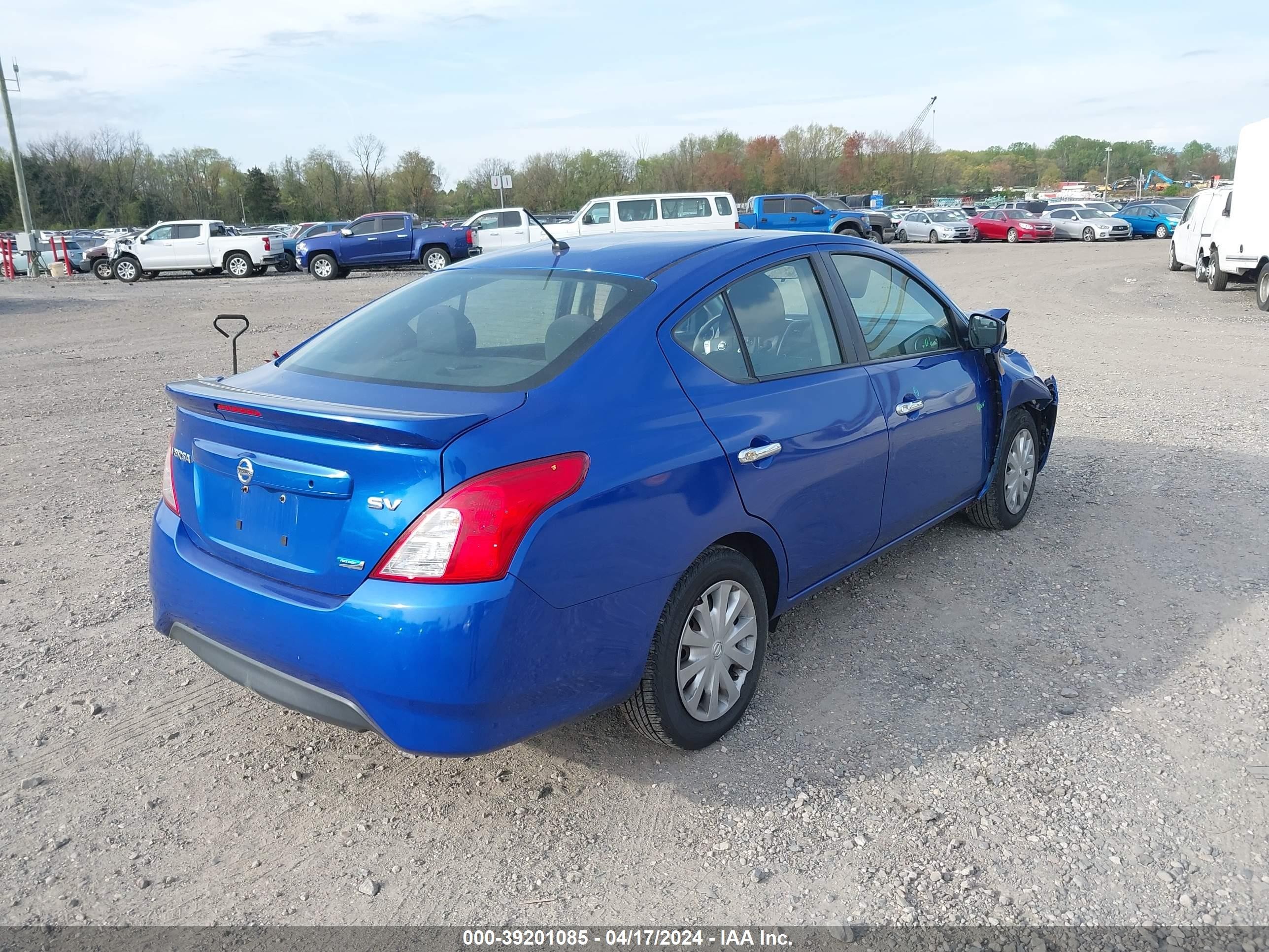 Photo 3 VIN: 3N1CN7AP6GL807853 - NISSAN VERSA 