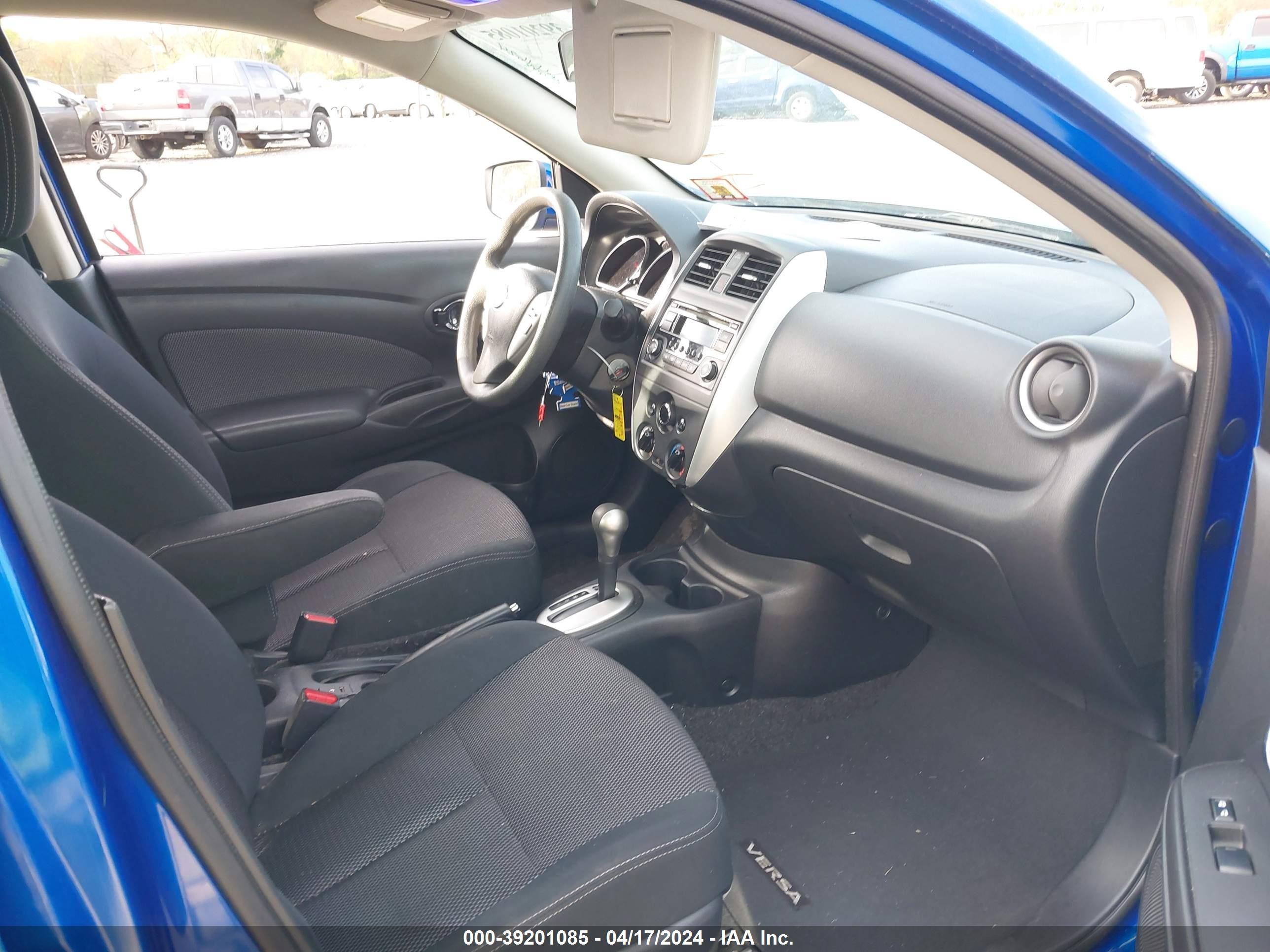 Photo 4 VIN: 3N1CN7AP6GL807853 - NISSAN VERSA 