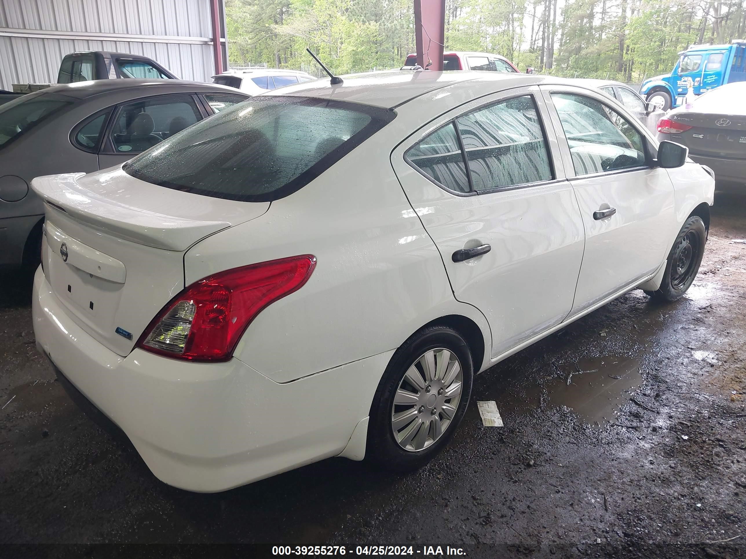 Photo 3 VIN: 3N1CN7AP6GL831831 - NISSAN VERSA 