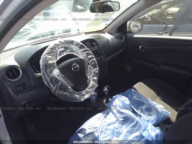 Photo 4 VIN: 3N1CN7AP6GL899837 - NISSAN VERSA 