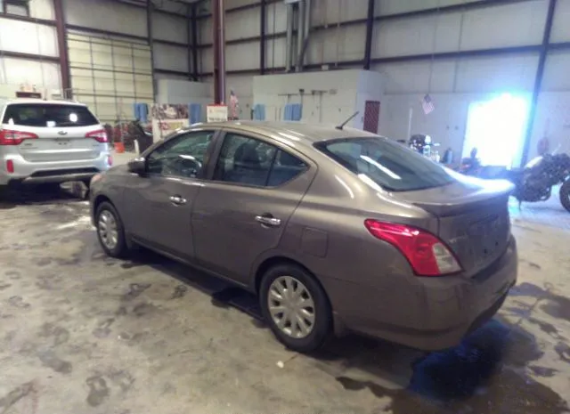 Photo 2 VIN: 3N1CN7AP6HK466882 - NISSAN VERSA SEDAN 