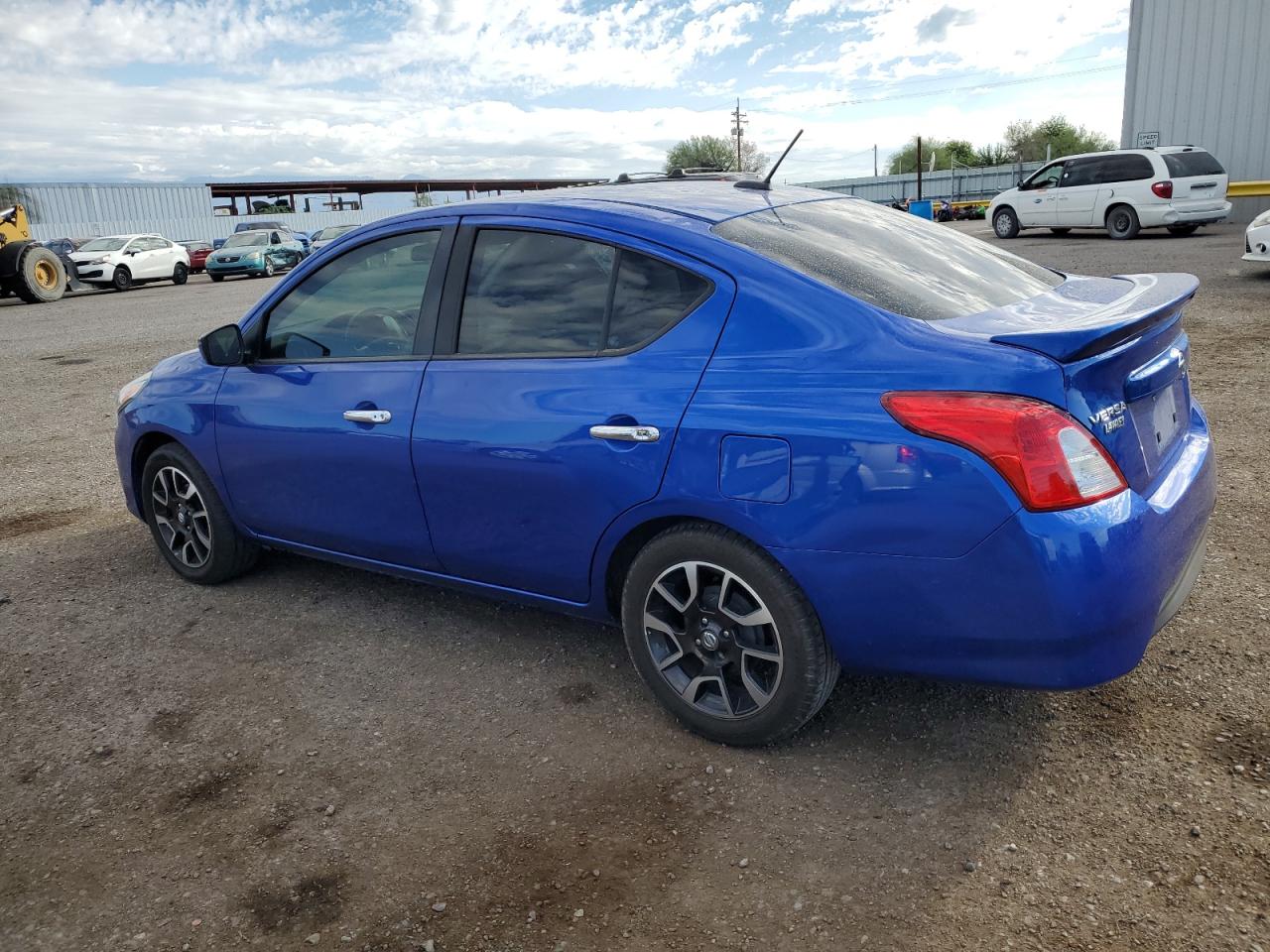 Photo 1 VIN: 3N1CN7AP6HL800855 - NISSAN VERSA 