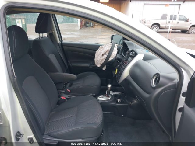 Photo 4 VIN: 3N1CN7AP6HL814013 - NISSAN VERSA 