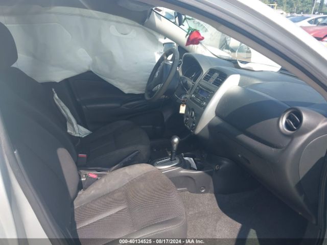 Photo 4 VIN: 3N1CN7AP6HL815906 - NISSAN VERSA 