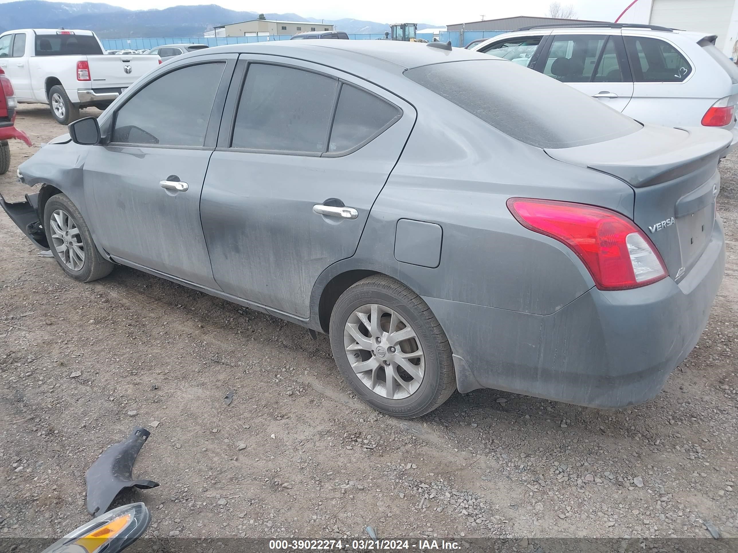 Photo 2 VIN: 3N1CN7AP6HL872316 - NISSAN VERSA 