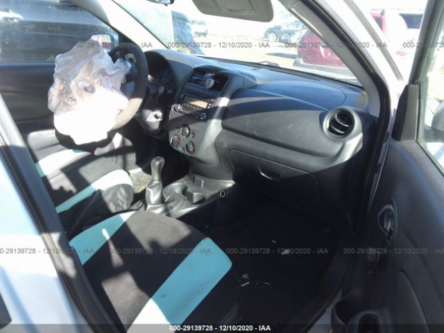 Photo 4 VIN: 3N1CN7AP6HL905928 - NISSAN VERSA SEDAN 