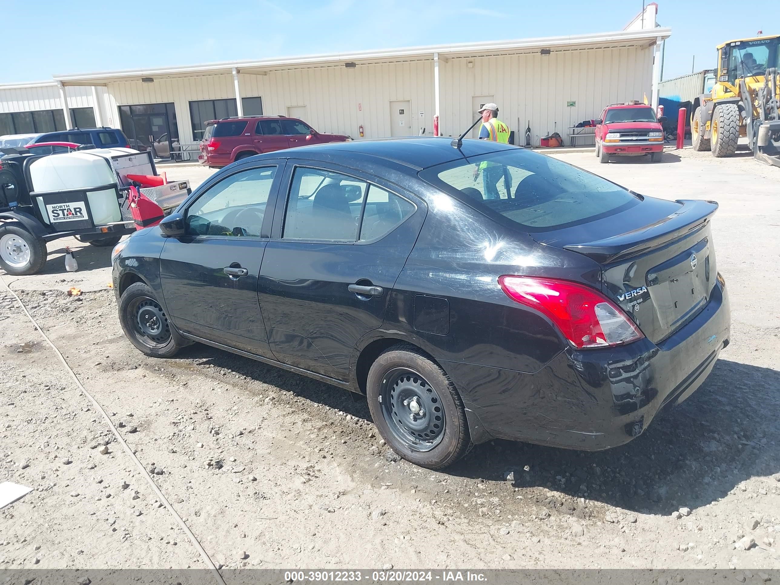 Photo 2 VIN: 3N1CN7AP6HL908604 - NISSAN VERSA 