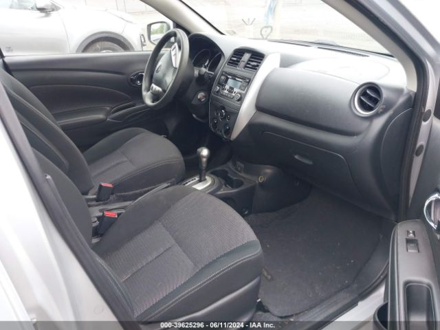 Photo 4 VIN: 3N1CN7AP6JK437484 - NISSAN VERSA 