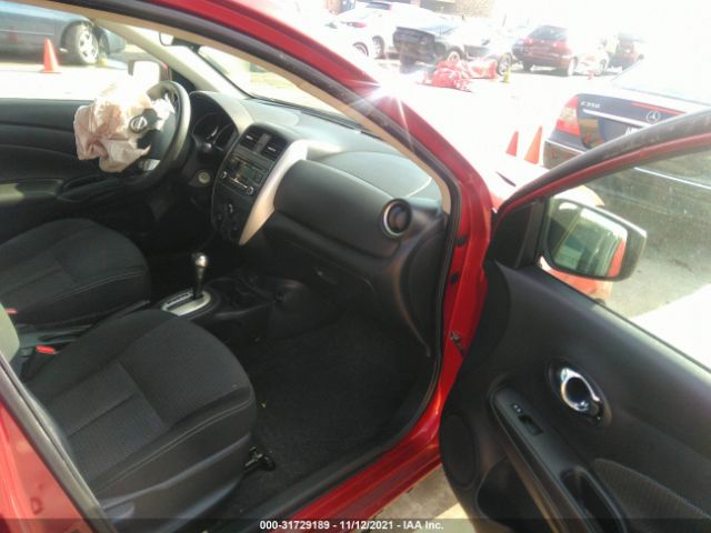 Photo 4 VIN: 3N1CN7AP6JK440403 - NISSAN VERSA SEDAN 