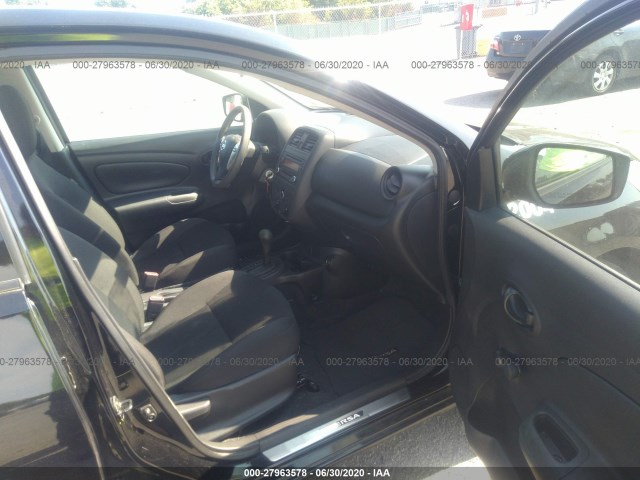 Photo 4 VIN: 3N1CN7AP6JL801350 - NISSAN VERSA SEDAN 