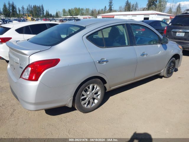 Photo 3 VIN: 3N1CN7AP6JL803096 - NISSAN VERSA 