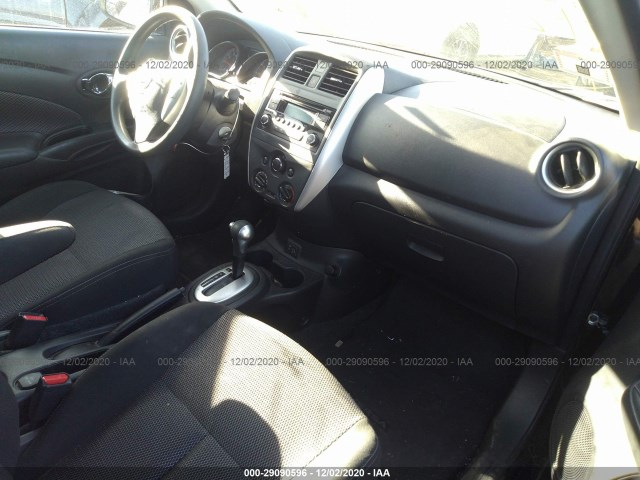 Photo 4 VIN: 3N1CN7AP6JL803423 - NISSAN VERSA SEDAN 