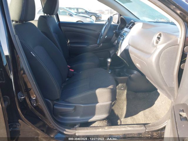 Photo 4 VIN: 3N1CN7AP6JL810422 - NISSAN VERSA 