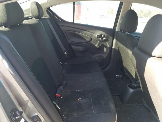 Photo 5 VIN: 3N1CN7AP6JL811179 - NISSAN VERSA S 