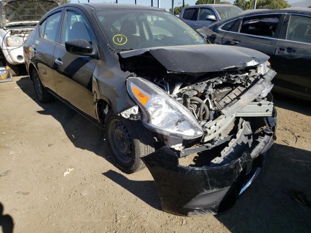 Photo 0 VIN: 3N1CN7AP6JL811702 - NISSAN VERSA S 