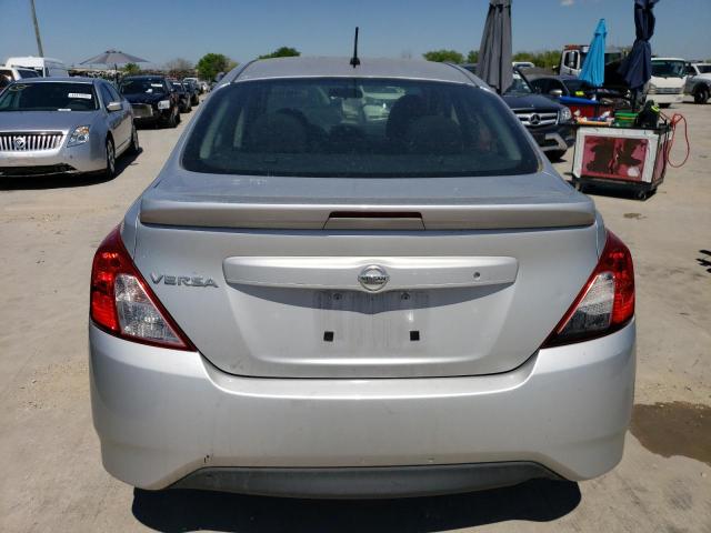 Photo 5 VIN: 3N1CN7AP6JL820299 - NISSAN VERSA 