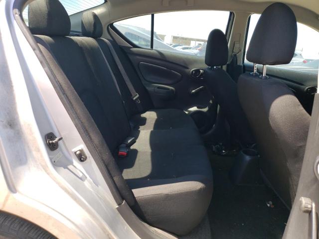 Photo 9 VIN: 3N1CN7AP6JL820299 - NISSAN VERSA 