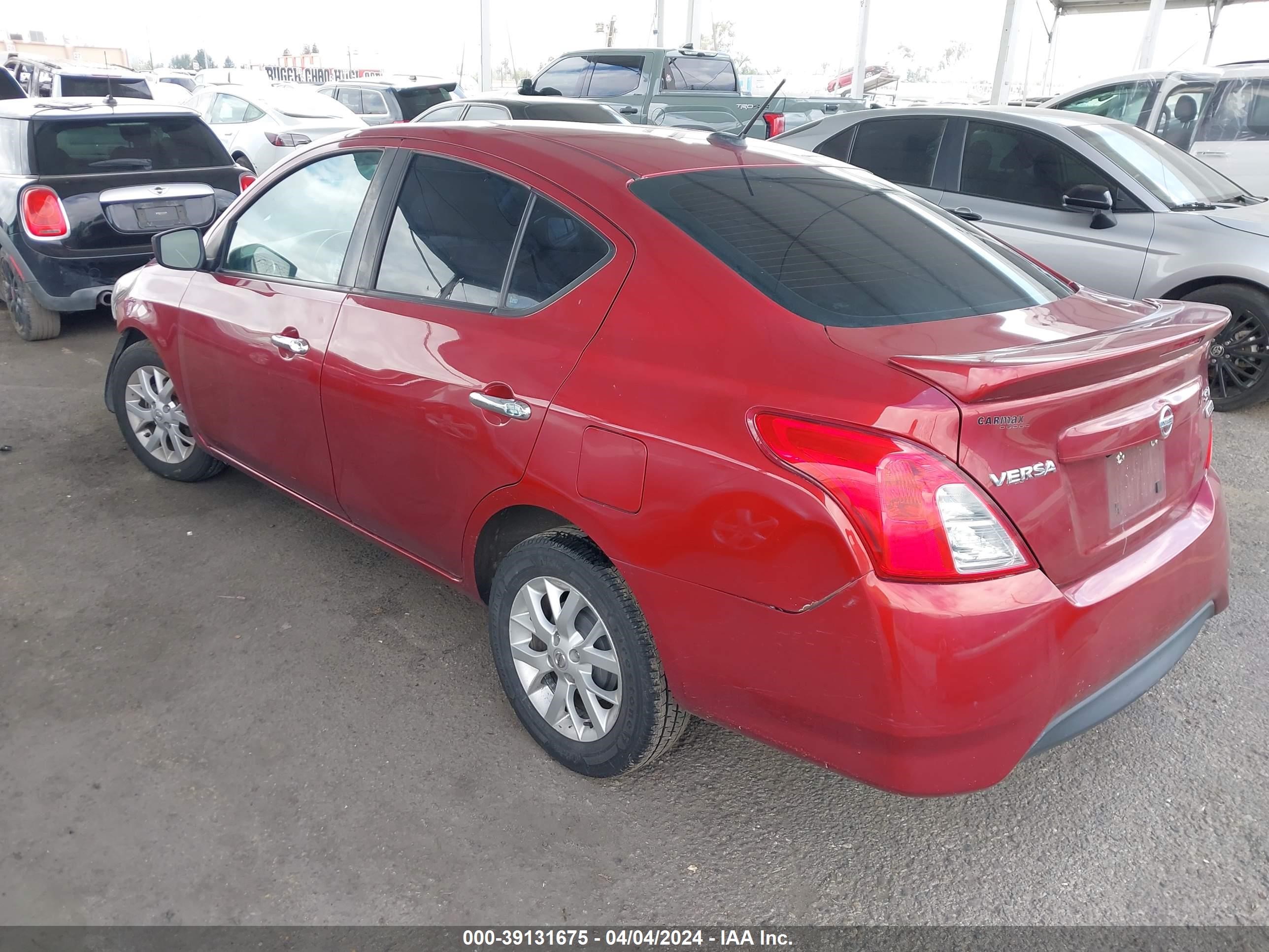 Photo 2 VIN: 3N1CN7AP6JL838043 - NISSAN VERSA 