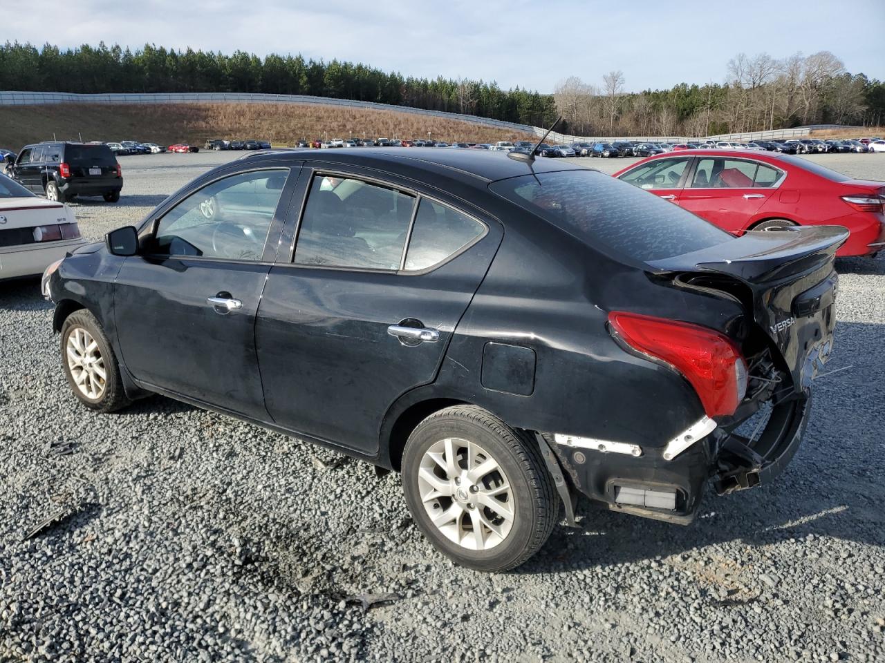 Photo 1 VIN: 3N1CN7AP6JL843968 - NISSAN VERSA 