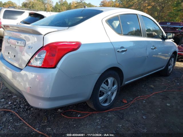 Photo 3 VIN: 3N1CN7AP6JL844036 - NISSAN VERSA 