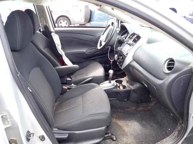 Photo 4 VIN: 3N1CN7AP6JL845655 - NISSAN VERSA S 