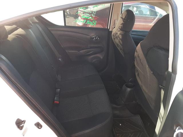 Photo 9 VIN: 3N1CN7AP6JL851438 - NISSAN VERSA 