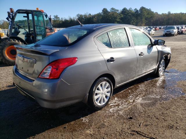 Photo 3 VIN: 3N1CN7AP6JL853030 - NISSAN VERSA S 