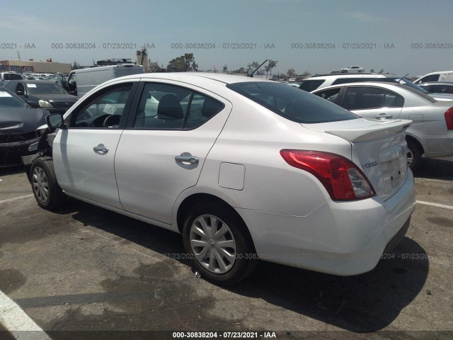 Photo 2 VIN: 3N1CN7AP6JL854002 - NISSAN VERSA SEDAN 