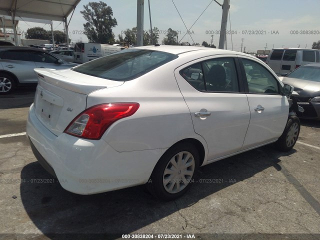 Photo 3 VIN: 3N1CN7AP6JL854002 - NISSAN VERSA SEDAN 