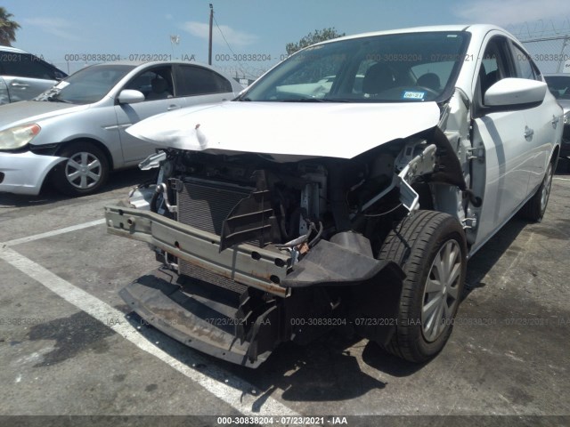 Photo 5 VIN: 3N1CN7AP6JL854002 - NISSAN VERSA SEDAN 