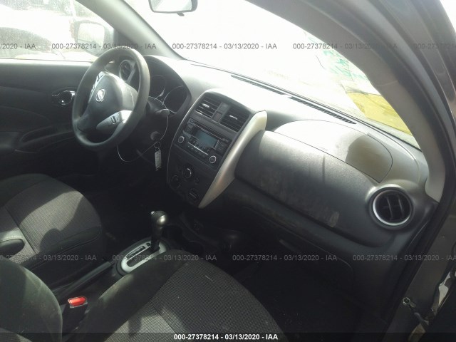 Photo 4 VIN: 3N1CN7AP6JL855439 - NISSAN VERSA SEDAN 