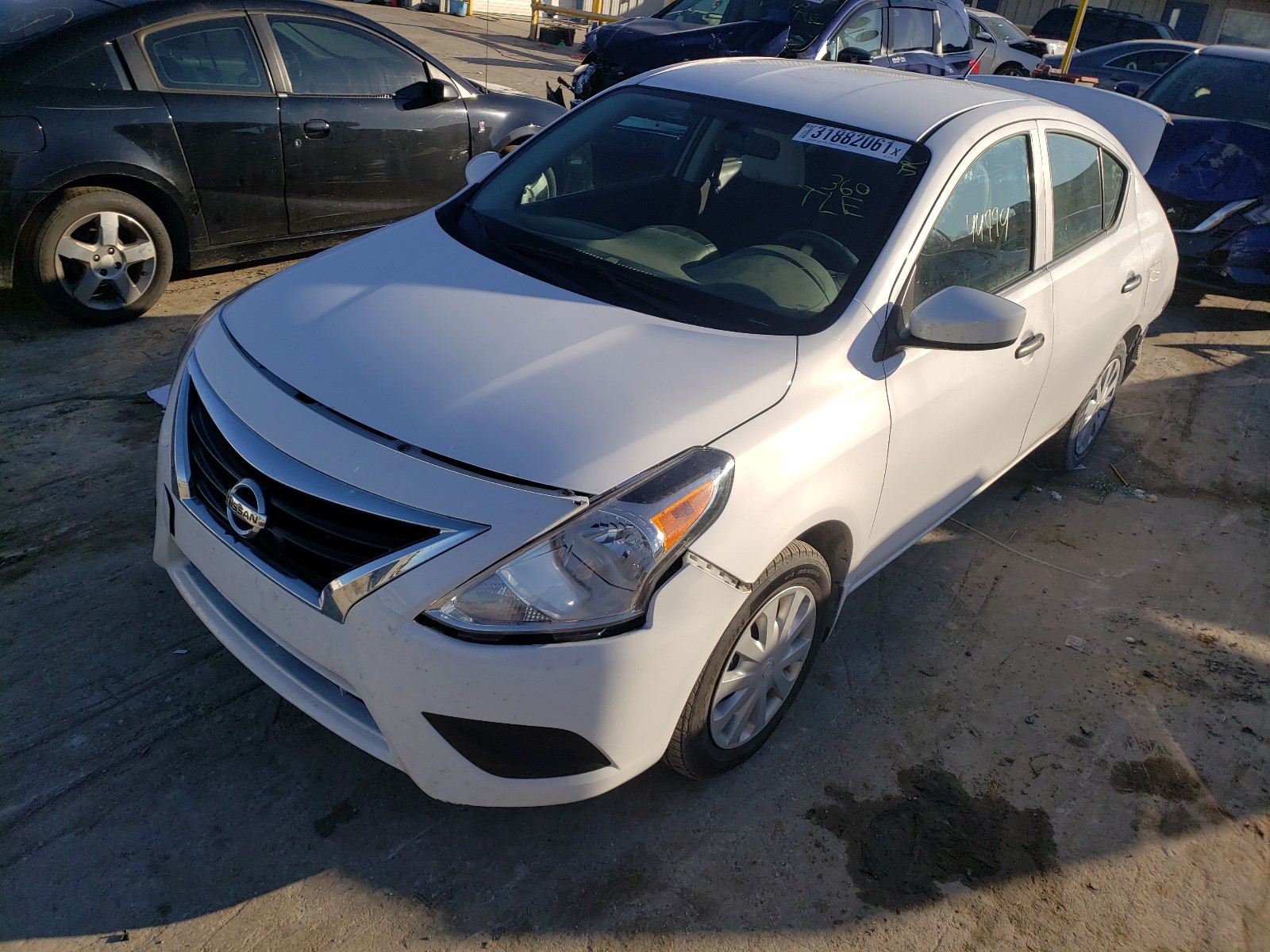 Photo 1 VIN: 3N1CN7AP6JL862679 - NISSAN VERSA S 